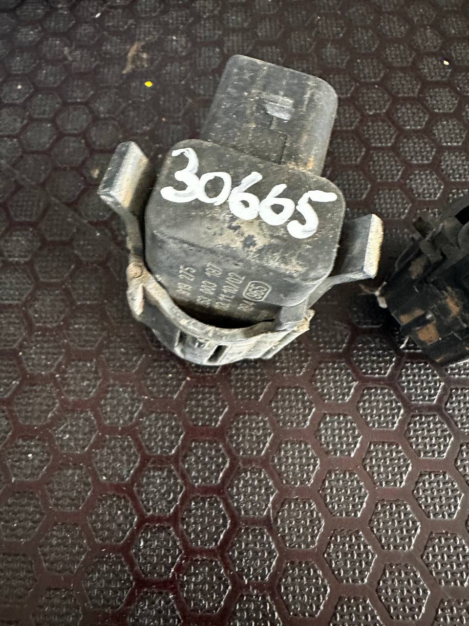 (30665) Датчик парктроника Porsche Cayenne 2004 фото-2