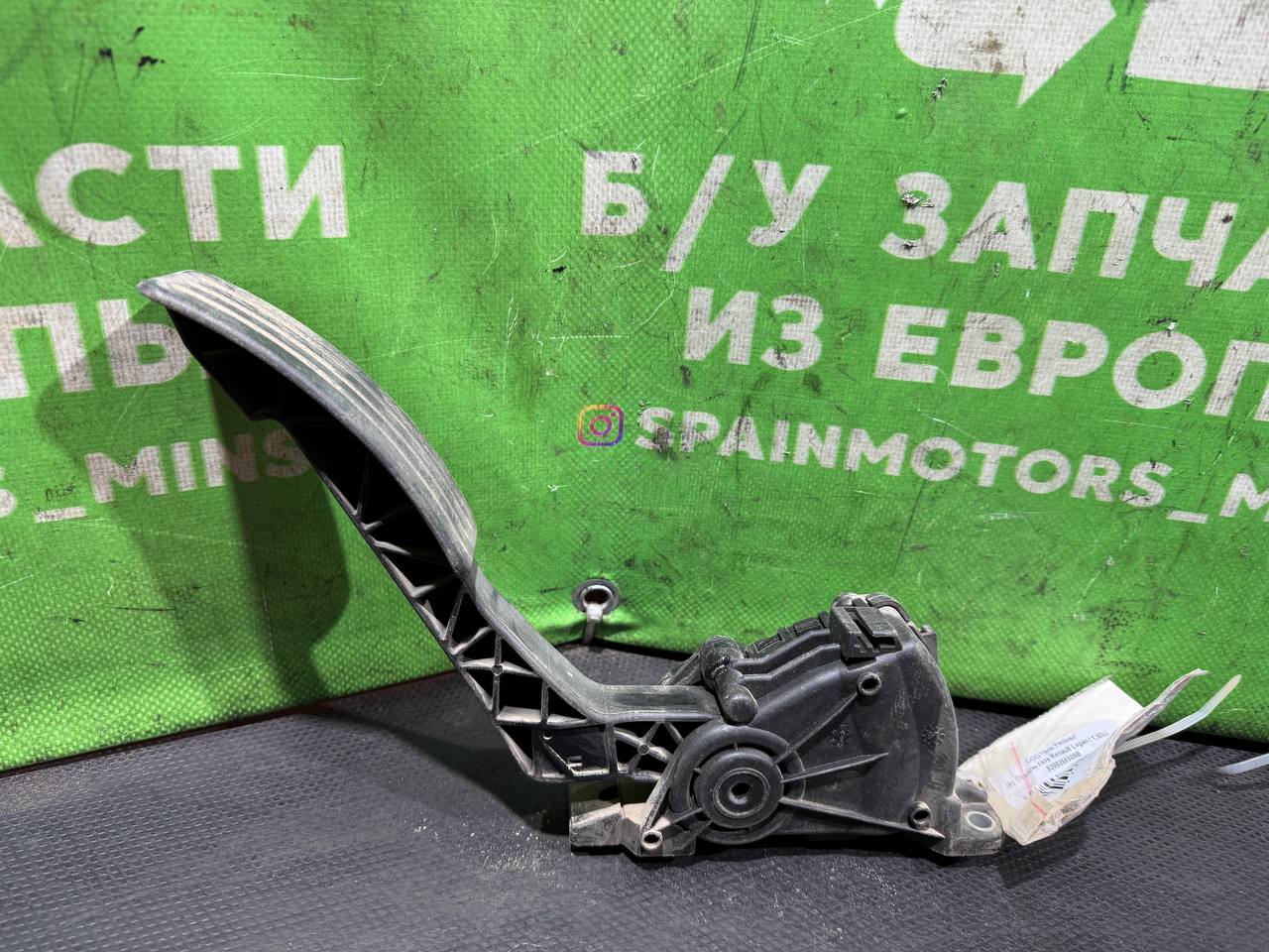 (8) Педаль газа Renault Logan I 2007 1,5 DCi 8200386506B - фото1