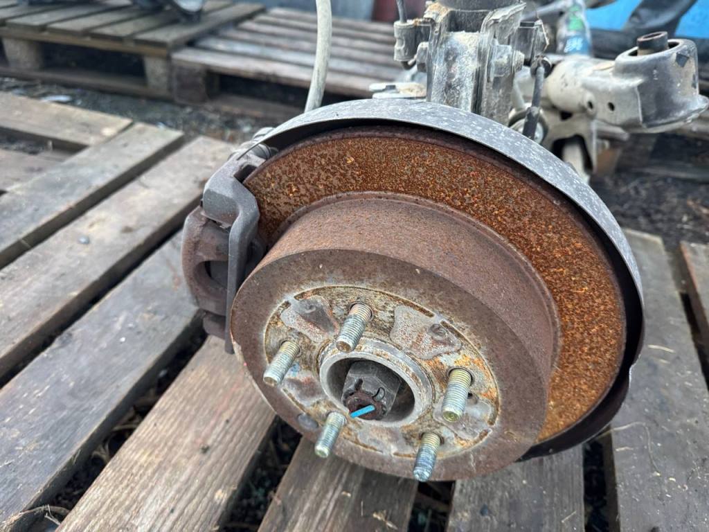 (57563) Балка подвески задняя Kia Sportage 2008 - фото2