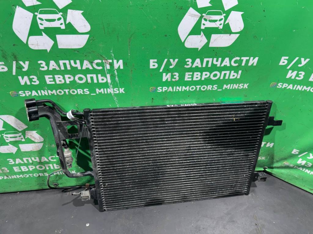 (62074) Радиатор кондиционера Volkswagen Passat B5 2003 3B0260401 - фото2