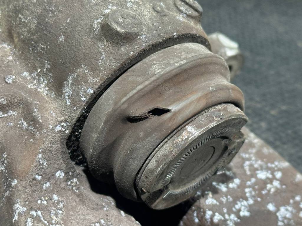 (62049) Суппорт задний левый Opel Insignia 2008 фото-6