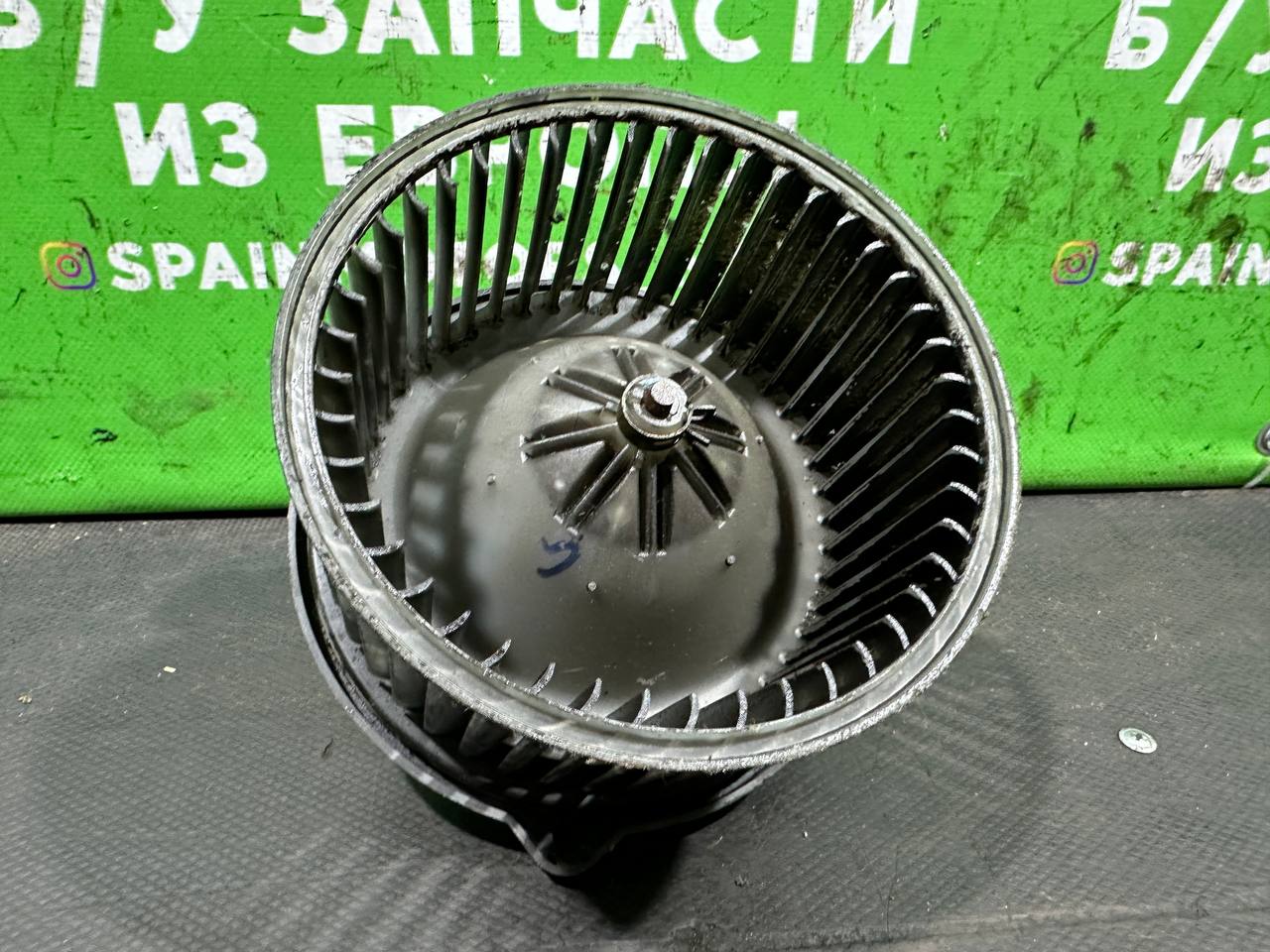 (19010) Моторчик печки Volvo S40 2001 0130111212 - фото1 (19010) Моторчик печки Volvo S40 2001 0130111212 - фото1