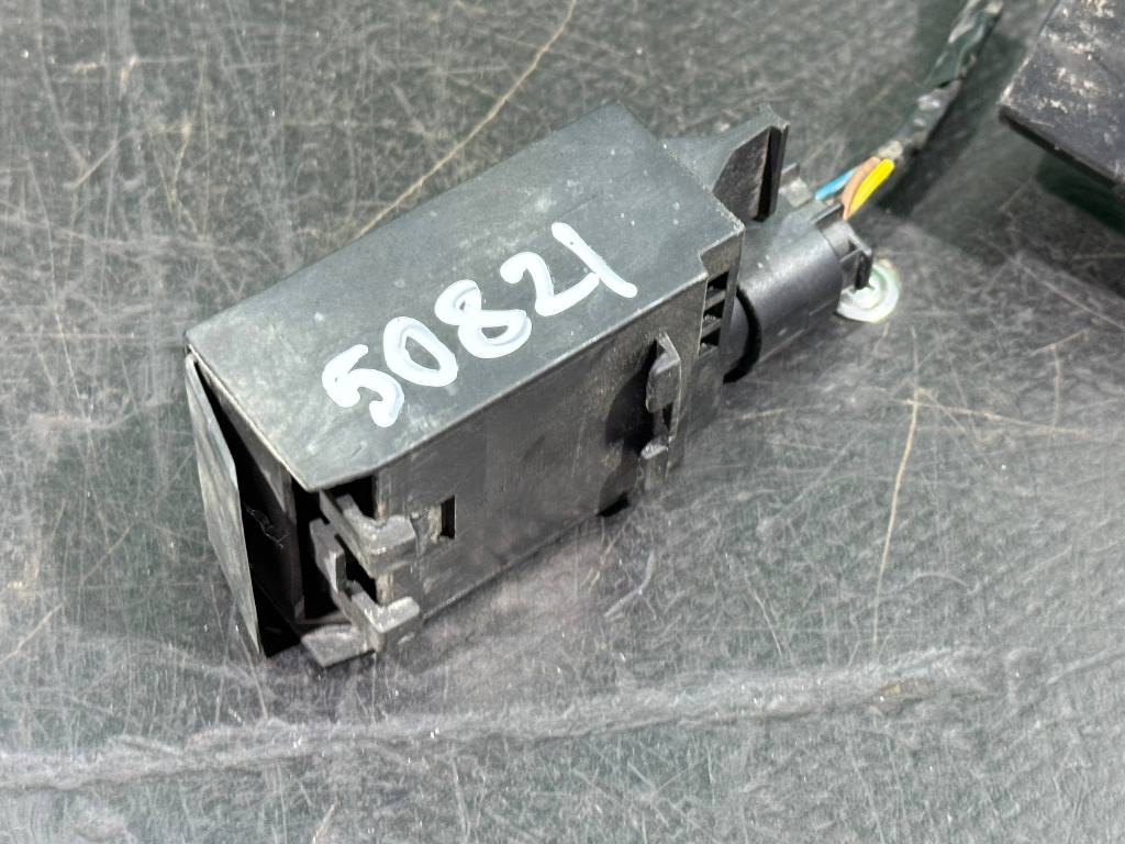 (50821) Датчик загрязнения воздуха BMW 3 E46 2003 64116917007 - фото2