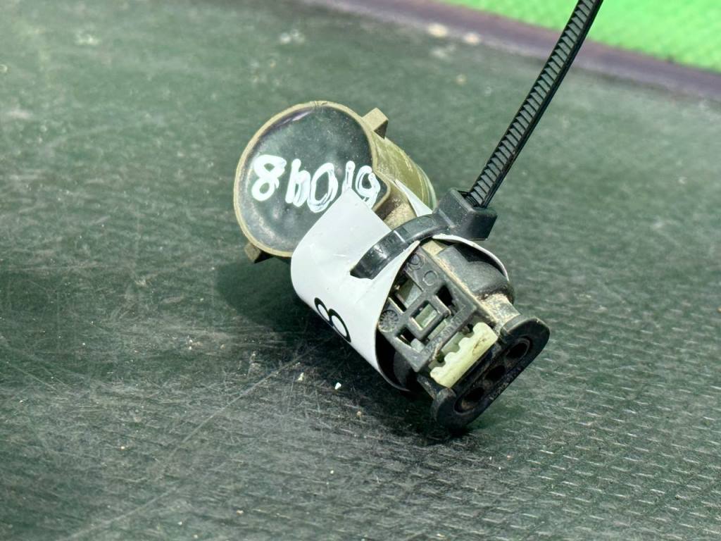 (61048) Датчик парктроника Tesla Model S 2018 112750312C - фото2