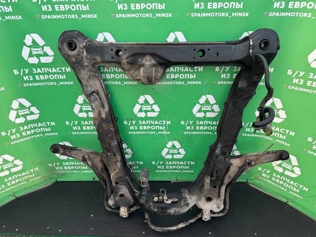 (56240) Балка подвески передняя (подрамник) Mitsubishi Space Wagon 1998 - фото1