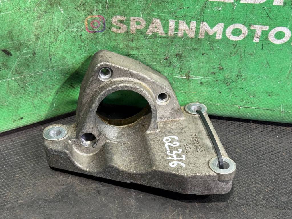 (62376) Кронштейн полуоси Fiat Punto 2006 1,9 JTD 55186721 - фото1