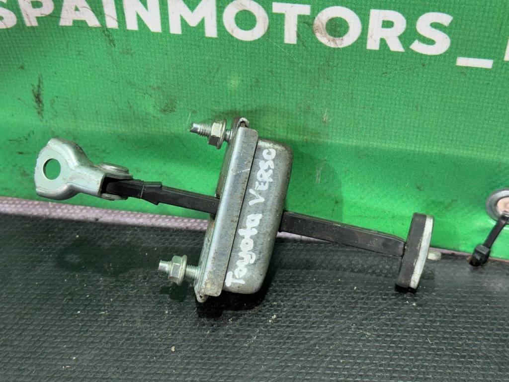 (52316) Ограничитель открывания двери задней Toyota Verso 2011 - фото1