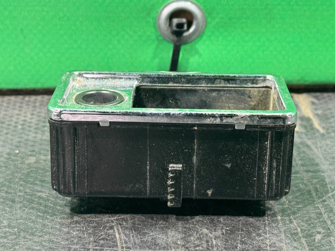 (47714) Пепельница BMW 5 E39 1999 фото-2