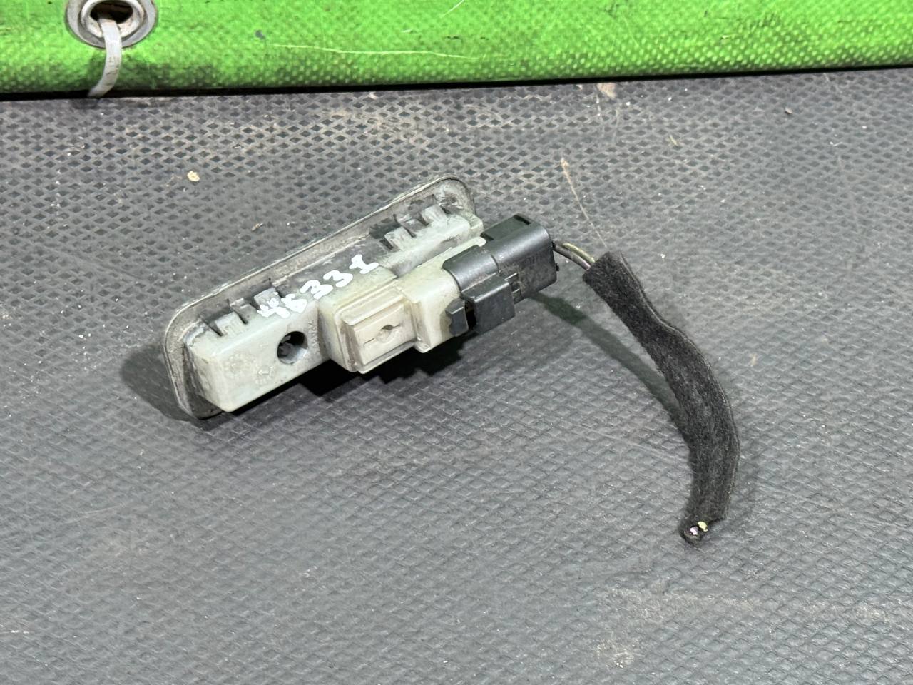 (46331) Кнопка открытия багажника Citroen C5 X7 2009 - фото2