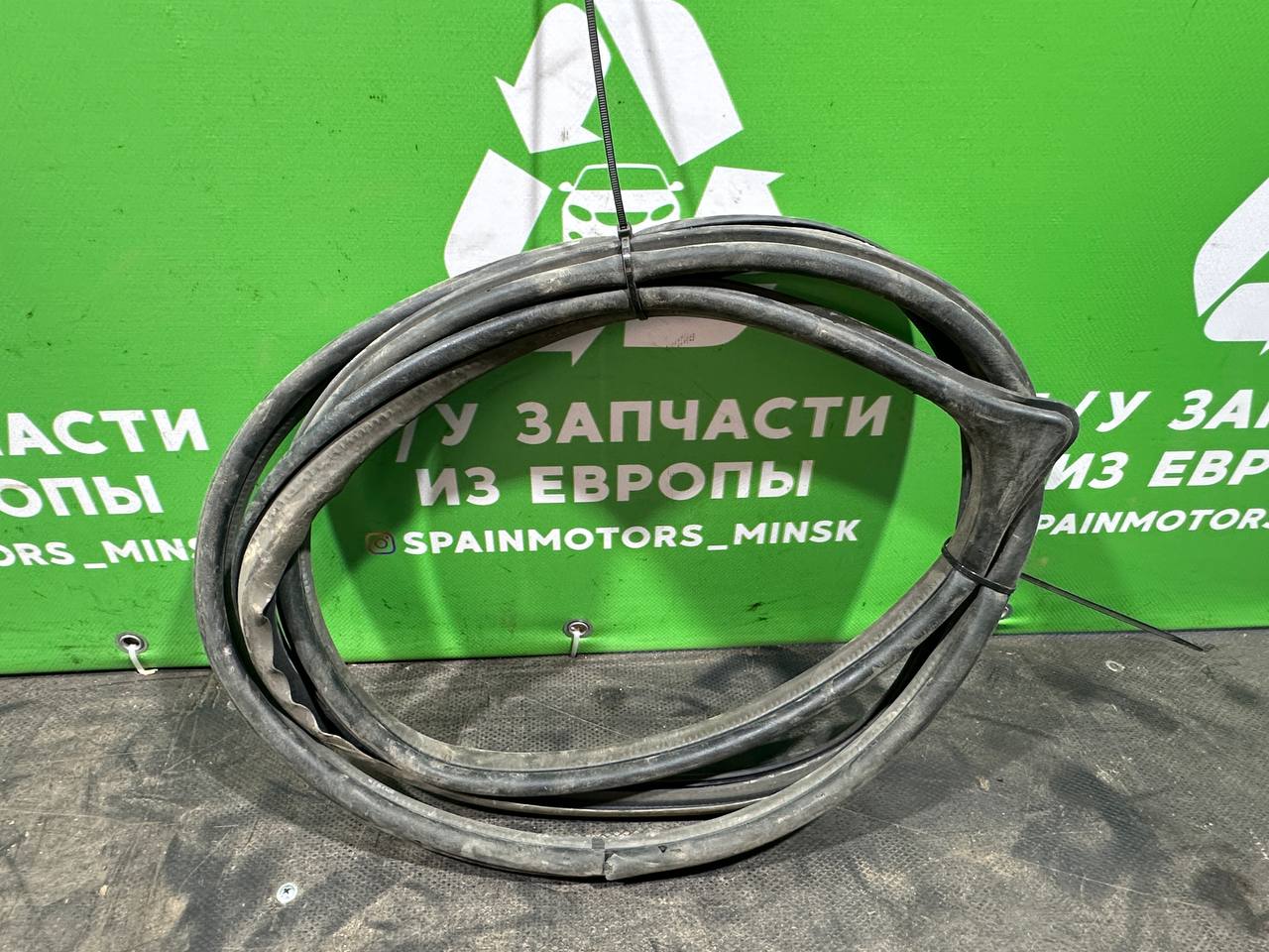 (27926) Уплотнитель двери передней левой Daewoo Leganza 1999 - фото2 (27926) Уплотнитель двери передней левой Daewoo Leganza 1999 - фото2