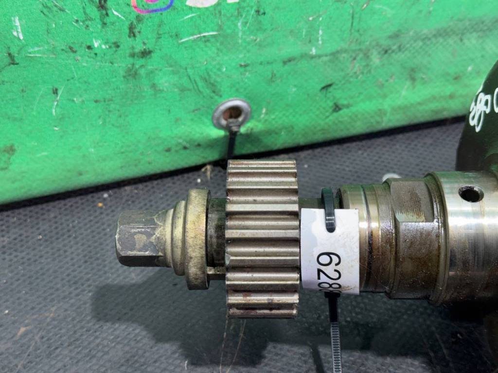 (62882) Коленвал Rover 620 1994 2 i - фото2