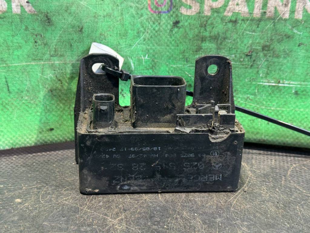 (62915) Реле накала свечей Mercedes Vito W638 1999 2,2 CDi А255452832 - фото1 (62915) Реле накала свечей Mercedes Vito W638 1999 2,2 CDi А255452832 - фото1