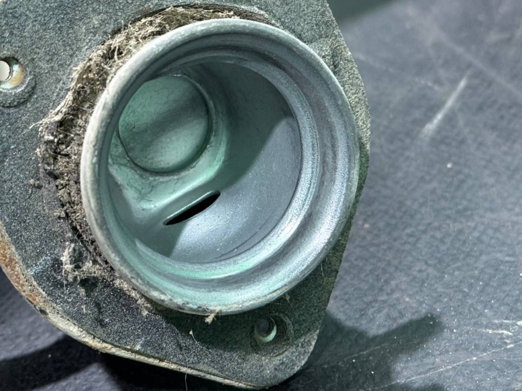 (56325) Горловина топливного бака Chevrolet Kalos 2003 фото-4 (56325) Горловина топливного бака Chevrolet Kalos 2003 фото-4