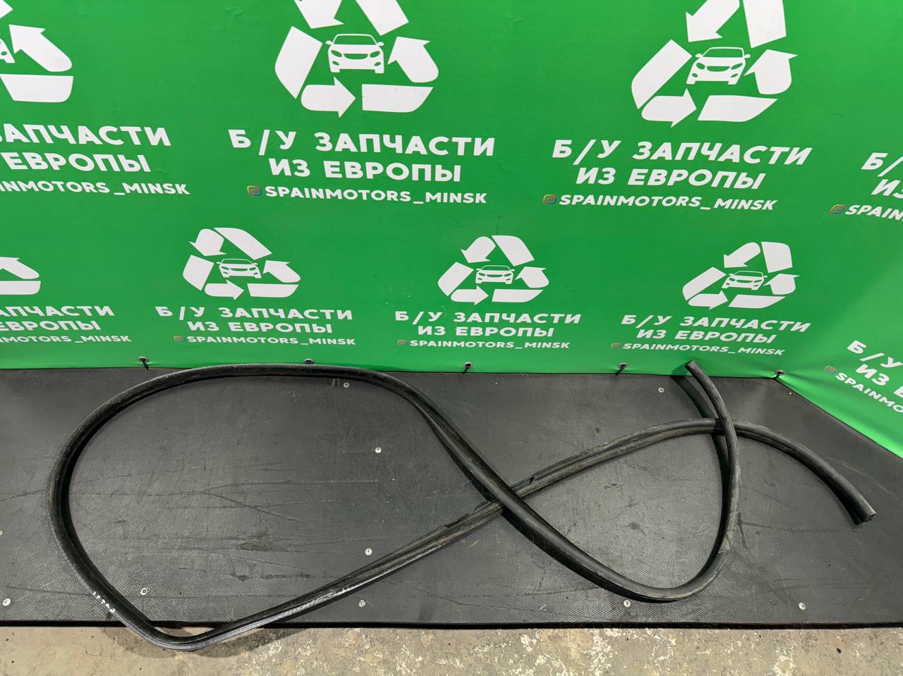 (47723) Уплотнитель багажника BMW 5 E39 1999 (47723) Уплотнитель багажника BMW 5 E39 1999