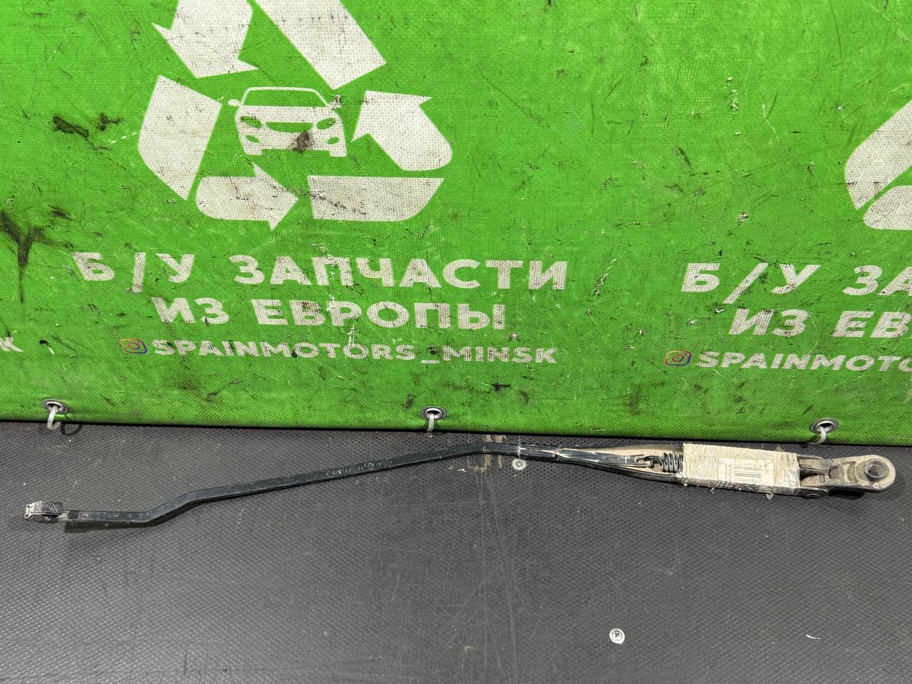 (996) Щеткодержатель (поводок стеклоочистителя, дворник) Renault Safrane I 1995 7700811300 - фото2