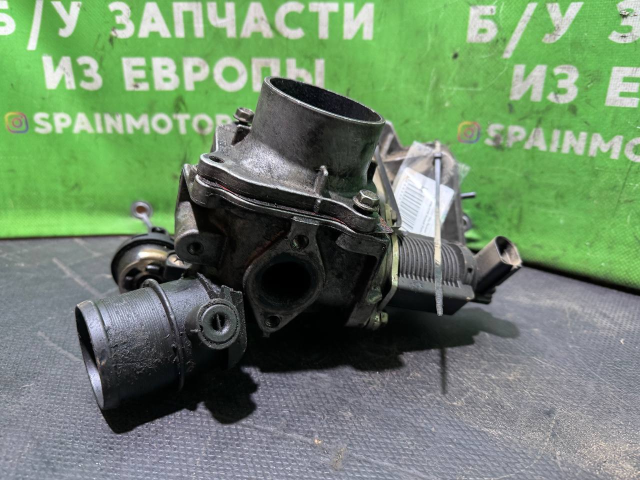 (11) Клапан EGR Renault Espace 4 2003 2,2 DCi фото-4