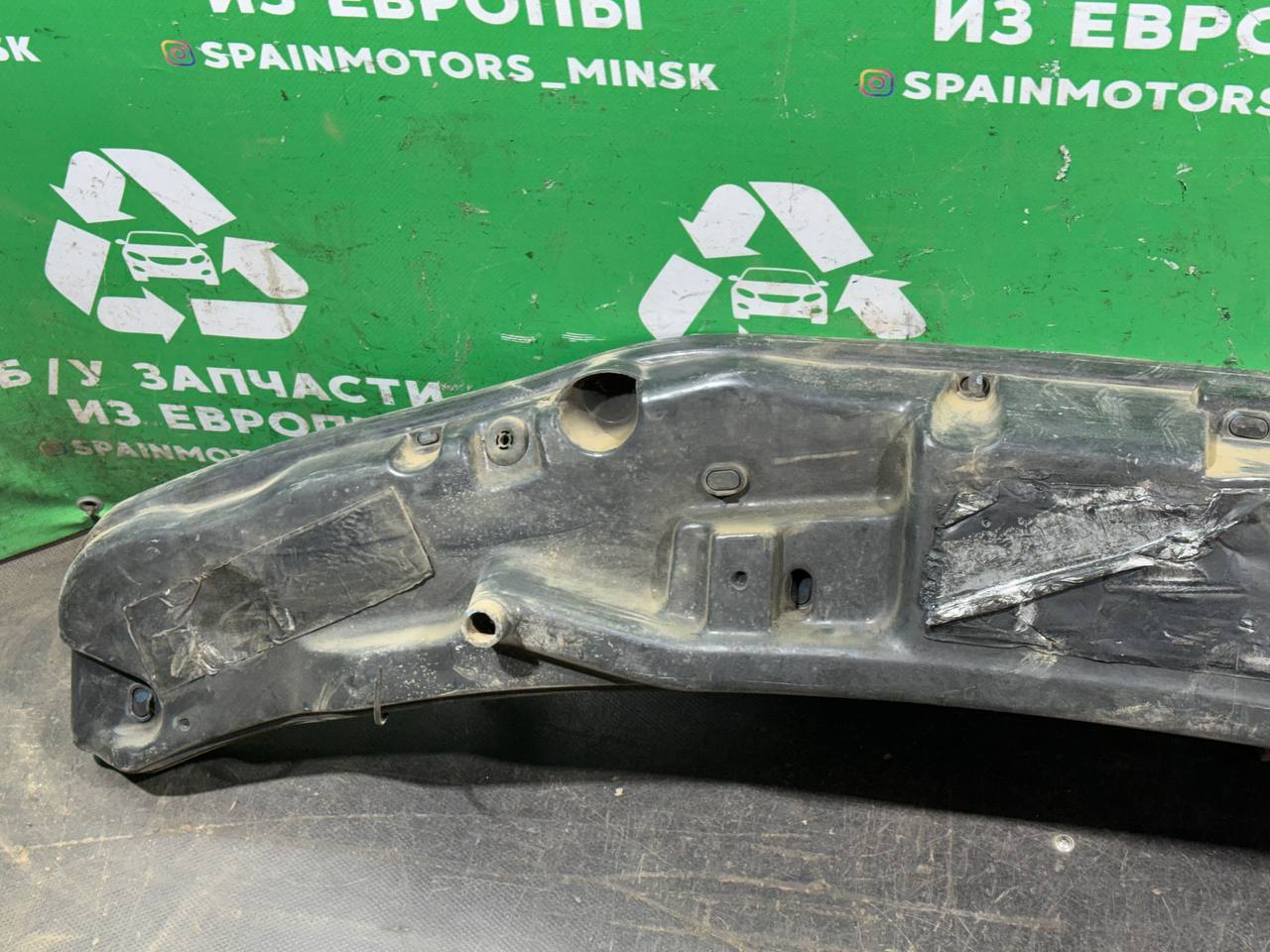 (8890) Дождевик Chrysler Voyager 1998 04717227AF фото-2