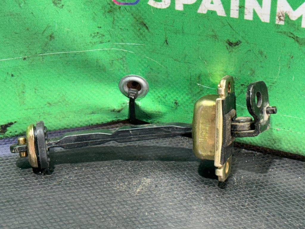 (53395) Ограничитель открывания двери передней Daewoo Nubira 2000 - фото1