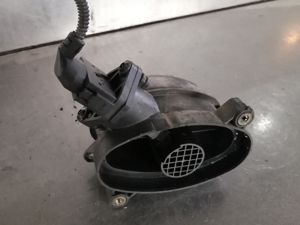 (222) Расходомер воздуха BMW 5 E39 2001 3 TD 0928400468 фото-2 (222) Расходомер воздуха BMW 5 E39 2001 3 TD 0928400468 фото-2