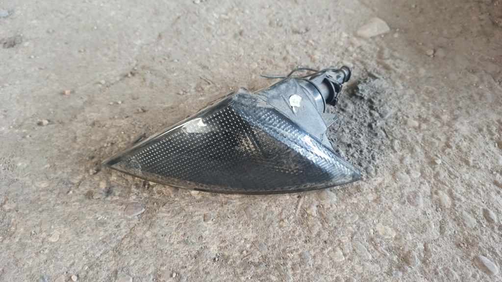 (15460) Поворотник левый Lancia Ypsilon 2001 - фото2 (15460) Поворотник левый Lancia Ypsilon 2001 - фото2