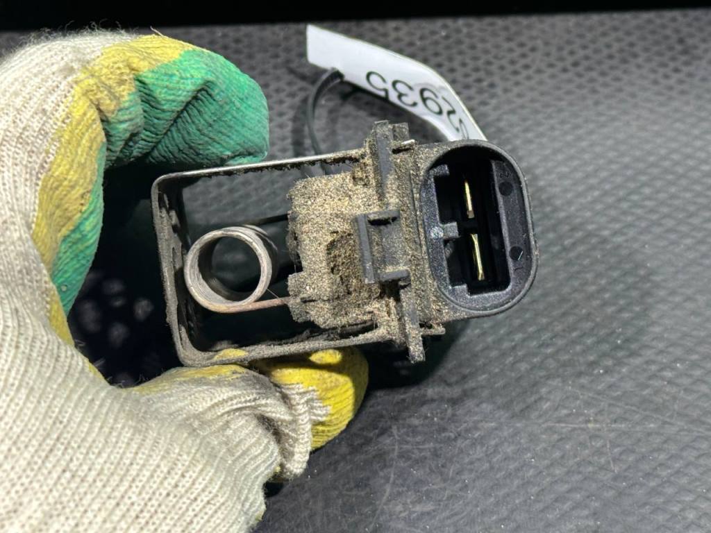 (62935) Сопротивление вентилятора охлаждения Renault Scenic 2000 1,9 DCi - фото2 (62935) Сопротивление вентилятора охлаждения Renault Scenic 2000 1,9 DCi - фото2