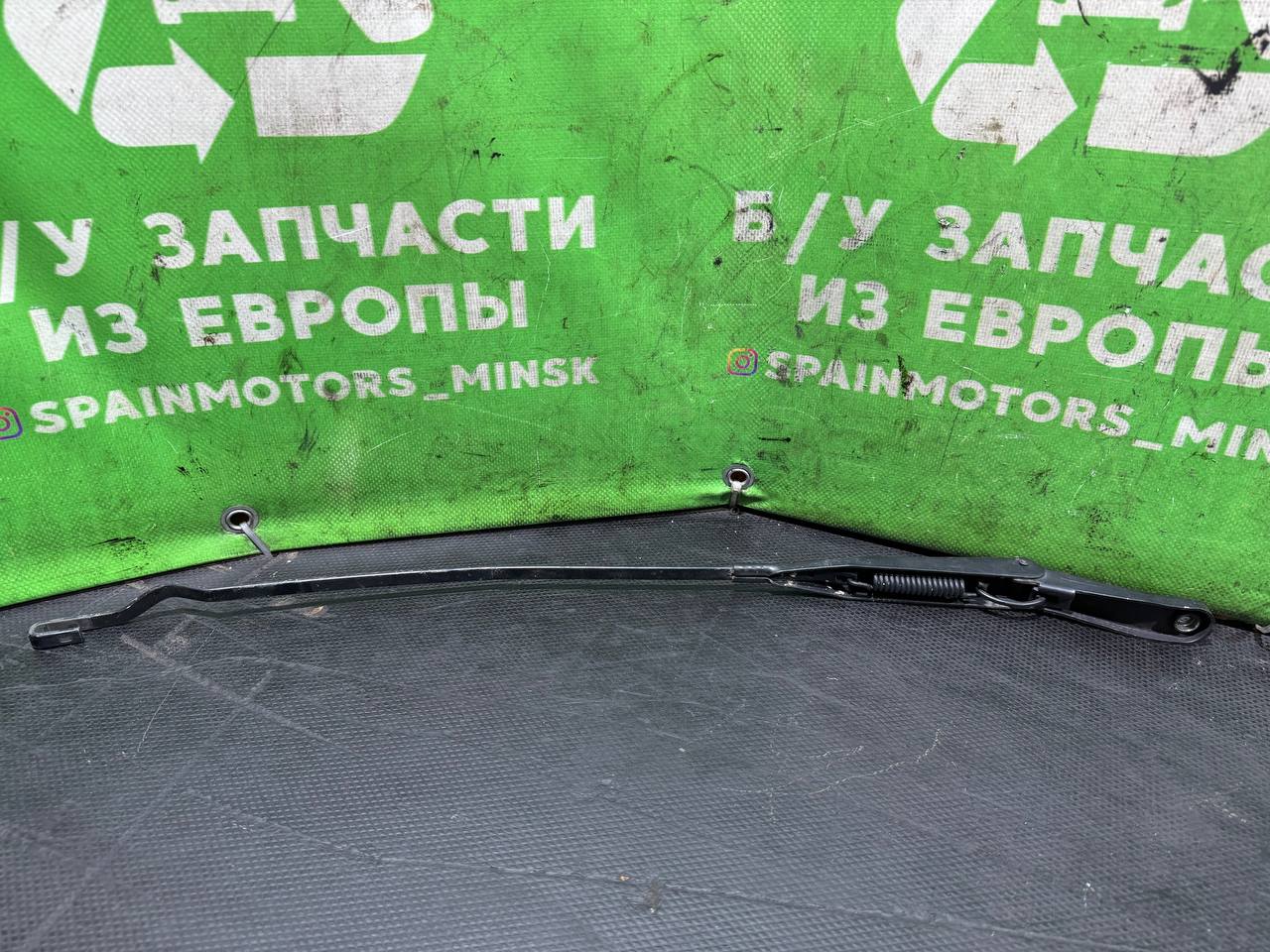 (47189) Щеткодержатель (поводок стеклоочистителя, дворник) Lancia Ypsilon 2003 - фото2 (47189) Щеткодержатель (поводок стеклоочистителя, дворник) Lancia Ypsilon 2003 - фото2