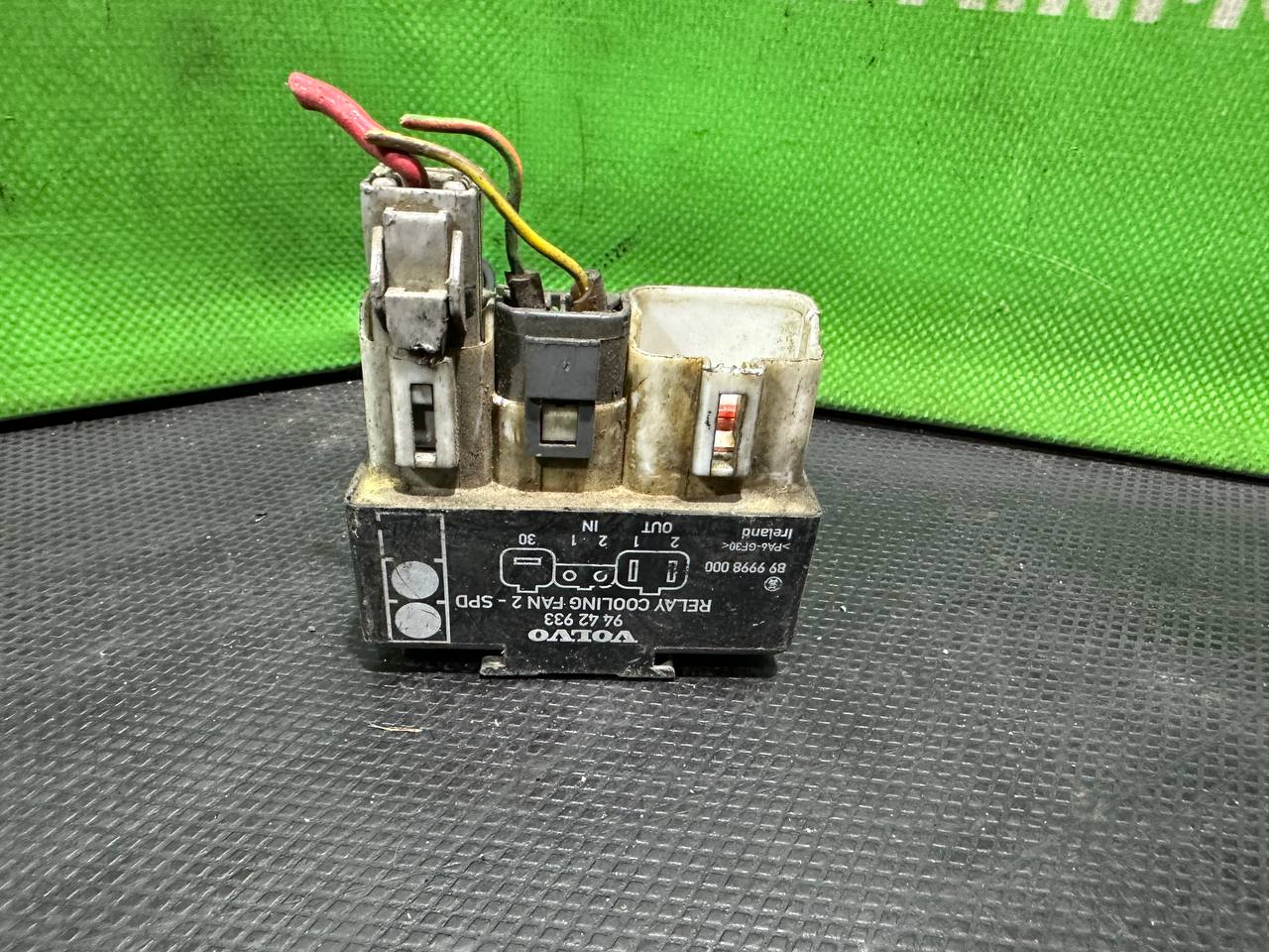 (36649) Реле вентилятора Volvo S90 1995 899998000 - фото1 (36649) Реле вентилятора Volvo S90 1995 899998000 - фото1