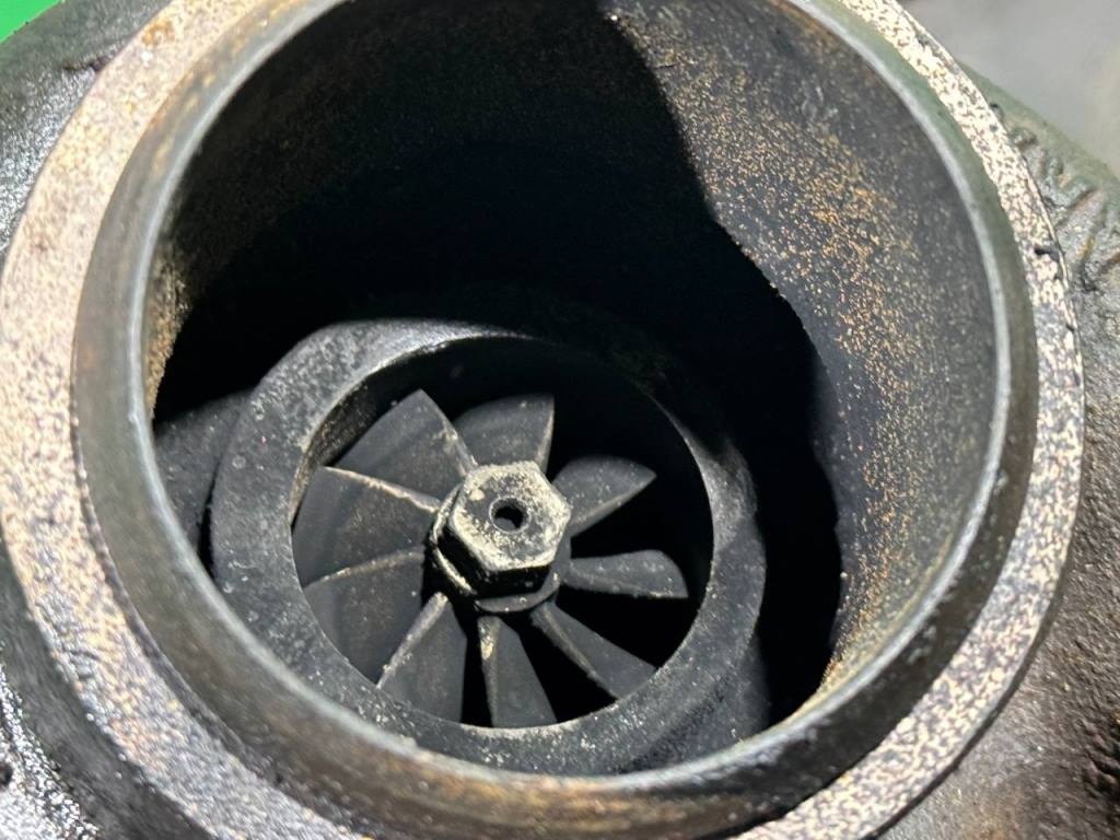 (49698) Турбина BMW 3 E46 2000 2 TD 22472976 фото-5