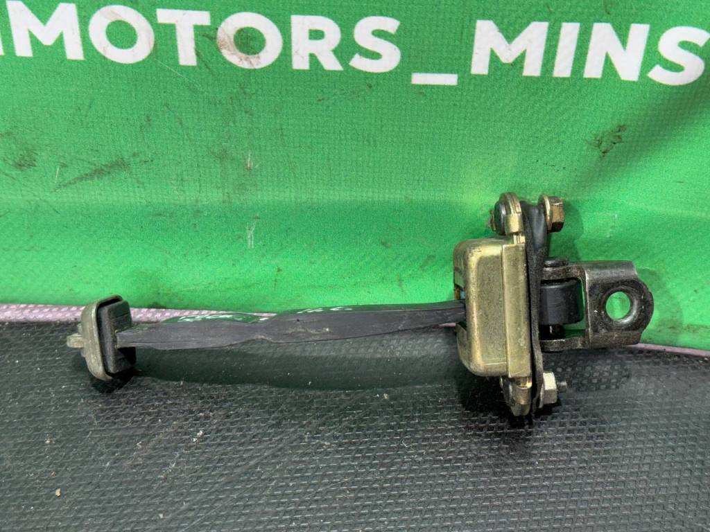 (52319) Ограничитель открывания двери передней Ford Focus I 2001 - фото1