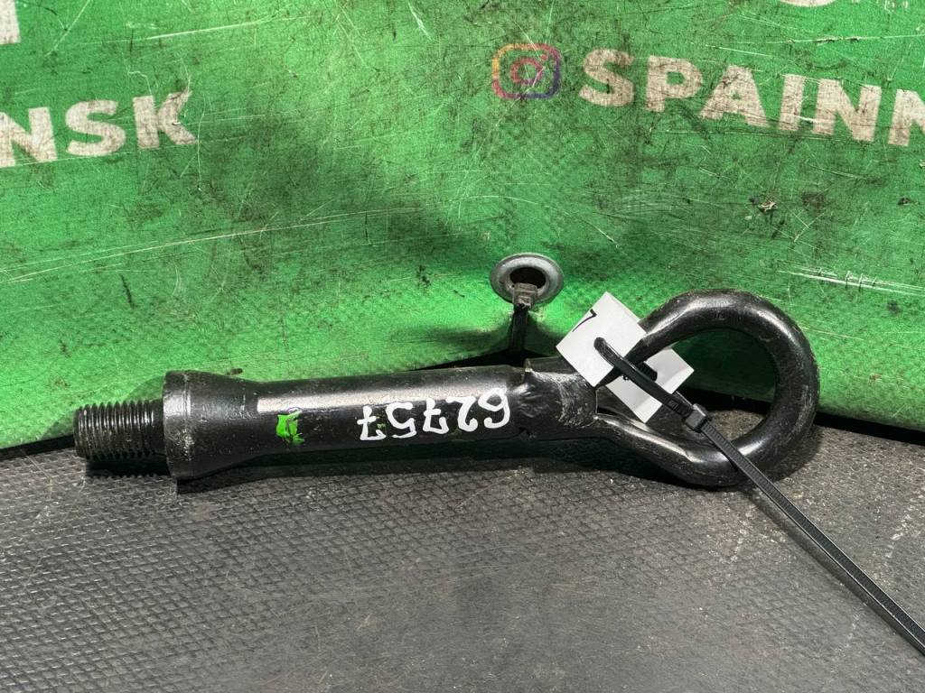 (62757) Крюк буксировочный Nissan Primera P12 2004 - фото1