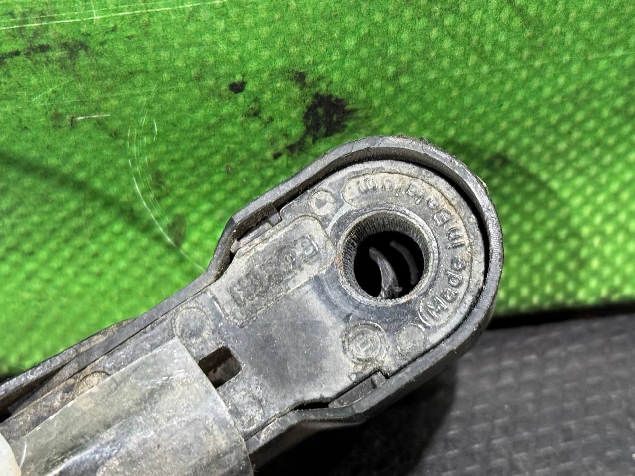 (20469) Щеткодержатель задний Citroen Berlingo 1997 фото-3