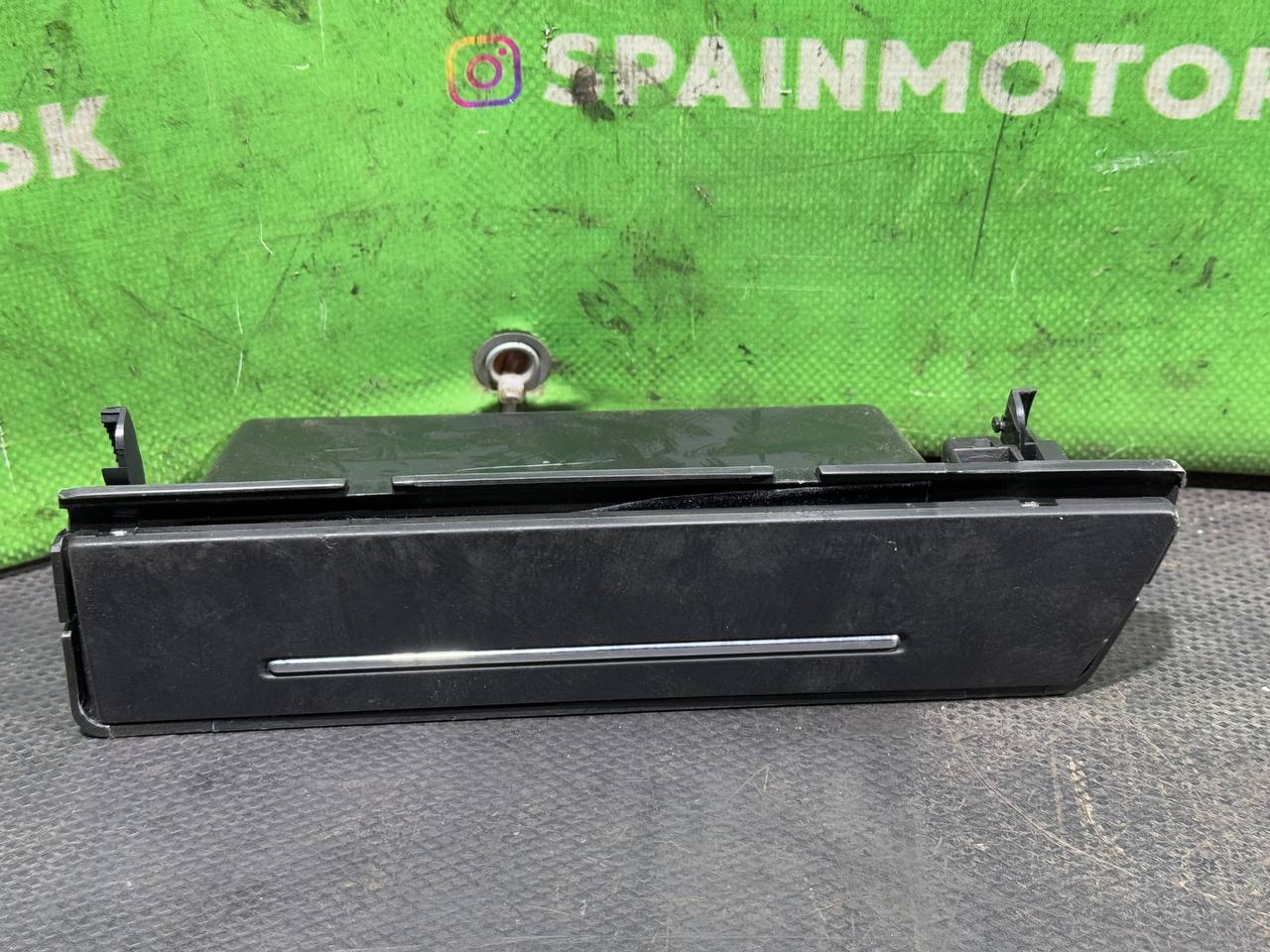 (45622) Бардачок Citroen C5 X7 2009 - фото1